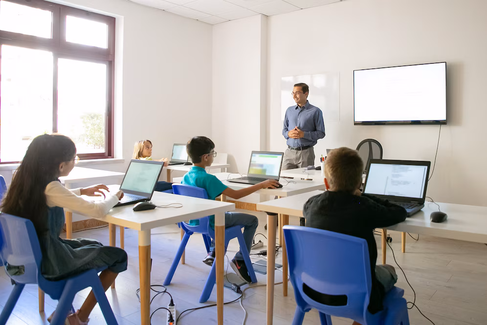 Spoken English Training in Noida